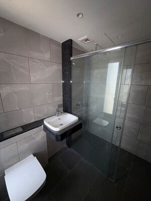 Bathroom in 4 BHK Apartment at Rustomjee Crown, Prabhadevi – for Rent