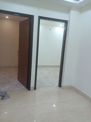 Room in 3 BHK Builder Floor at West Gorakh Park – for Sale
