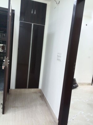 Building Lobby in 3 BHK Builder Floor at West Gorakh Park – for Sale
