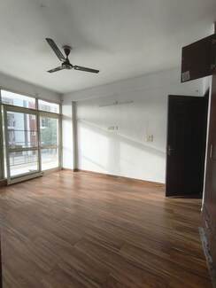 2 BHK Apartment For Rent in VIP Road