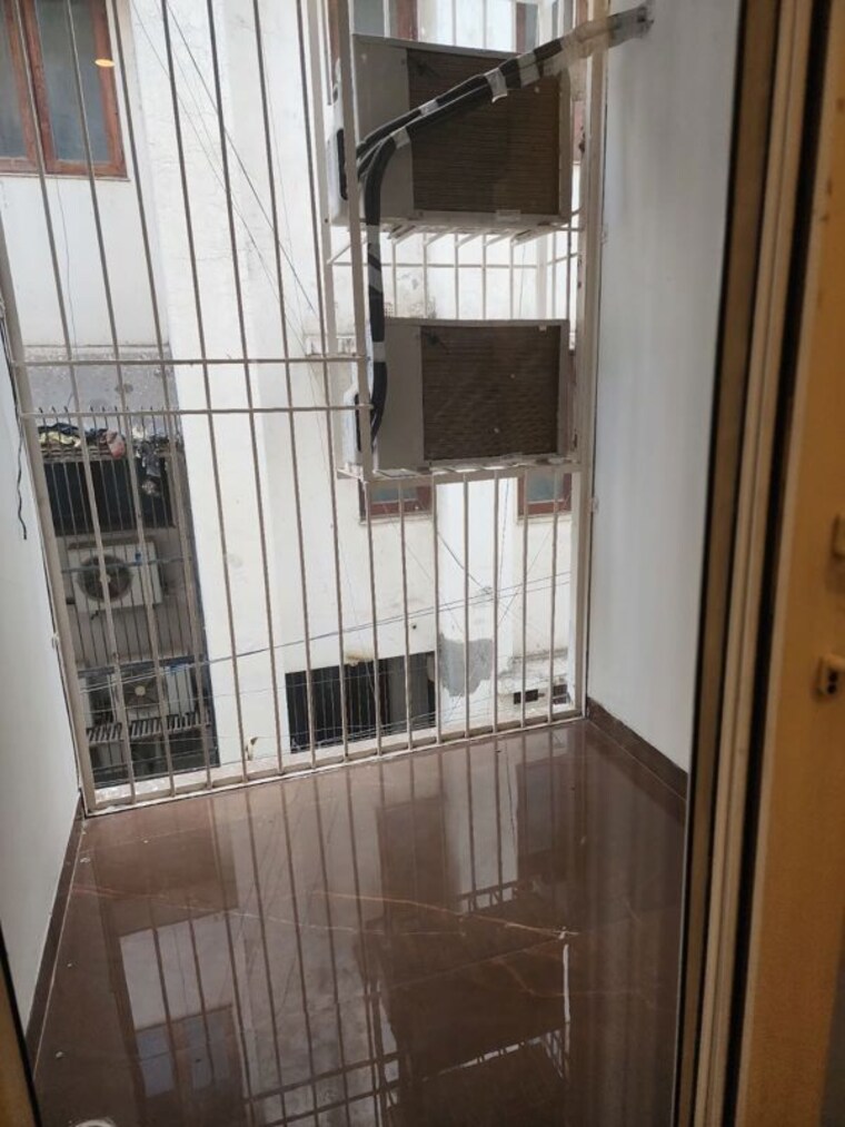 Kitchen, safdarjung enclave 3 Bedroom 1500 Sq.Ft. Builder Floor In Safdarjung Enclave Delhi 10579834