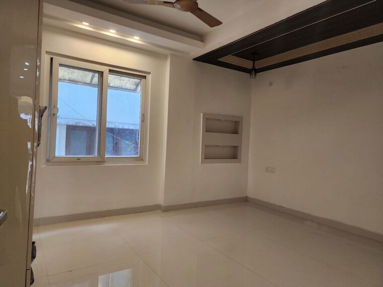 Room, safdarjung enclave 3 Bedroom 1500 Sq.Ft. Builder Floor In Safdarjung Enclave Delhi 10579834