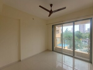 Room in 2.5 BHK Apartment at Vipul Mahavir Sapphire, Ghansoli – for Rent