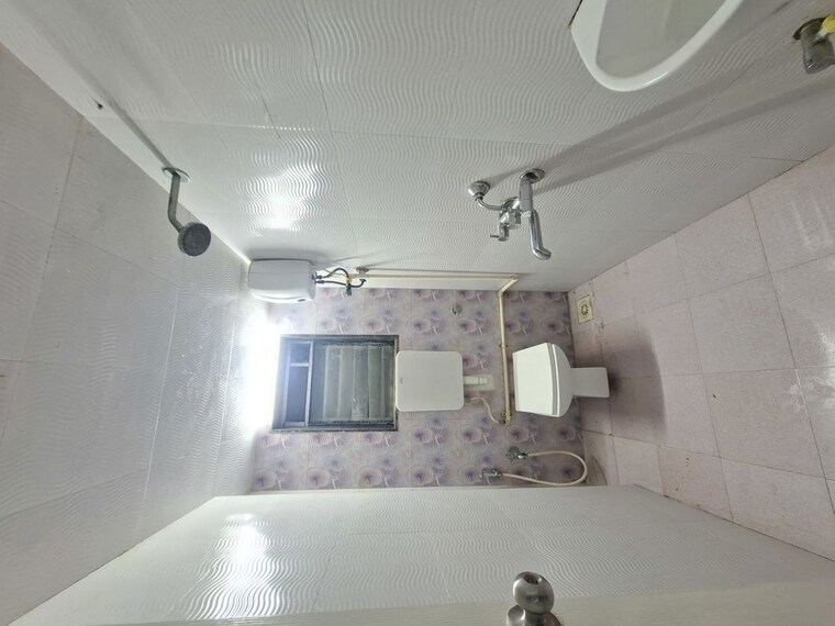 Bathroom, madhuban-chs-dahisar-west 1 Bedroom 400 Sq.Ft. Apartment In Dahisar West Mumbai 10579845