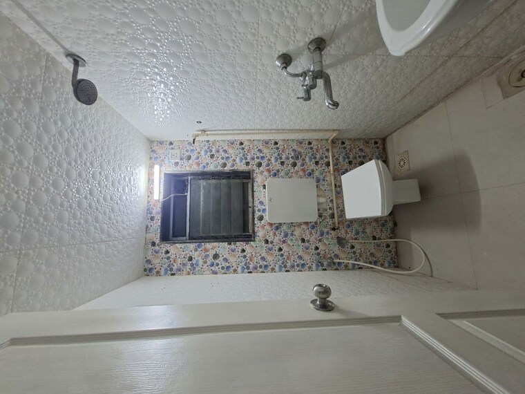 Bathroom, madhuban-chs-dahisar-west 1 Bedroom 400 Sq.Ft. Apartment In Dahisar West Mumbai 10579845