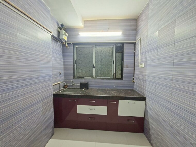 Bathroom, madhuban-chs-dahisar-west 1 Bedroom 400 Sq.Ft. Apartment In Dahisar West Mumbai 10579845