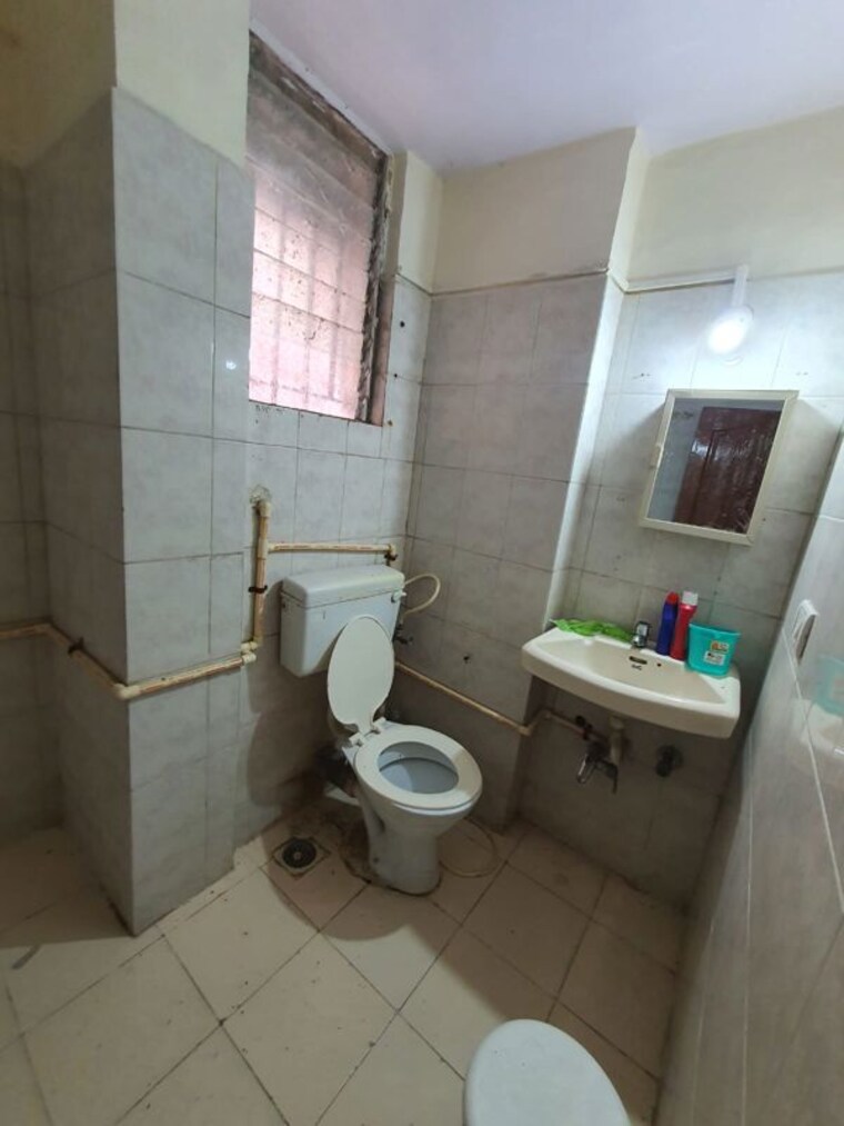 Bathroom, mahakali-model-town 2 Bedroom 850 Sq.Ft. Apartment In Jogeshwari East Mumbai 10579860