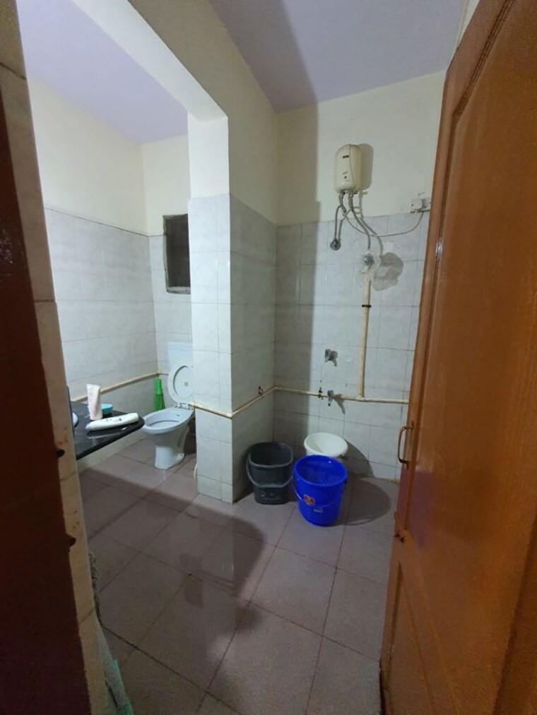 Bathroom, mahakali-model-town 2 Bedroom 850 Sq.Ft. Apartment In Jogeshwari East Mumbai 10579860