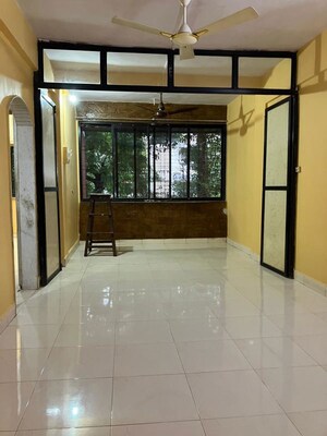 Room in 1 BHK Apartment at Marble Arch Malad West, Malad West – for Rent