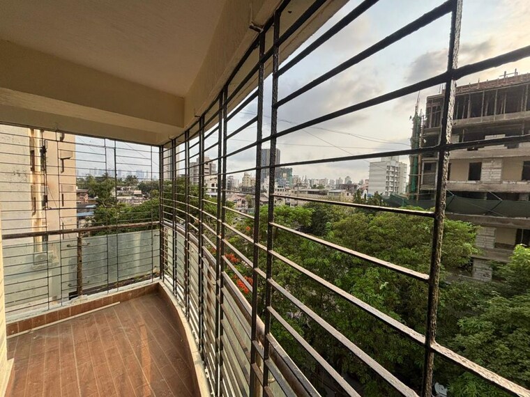 Balcony, gym-view 4 Bedroom 2100 Sq.Ft. Apartment In Khar West Mumbai 10579863