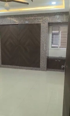 Room in 2 BHK Apartment at SMR Vinay Iconia Hyderabad, Kondapur – for Rent