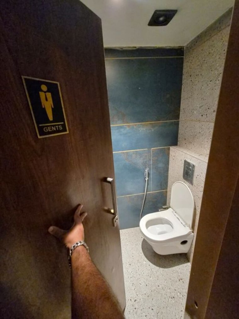 Bathroom, shiv-koliwada-chs Commercial Shop 2000 Sq.Ft. In Sion East Mumbai 10579878