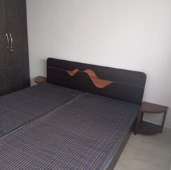 6 BHK + Servant Room Villa For Rent in Gomti Nagar