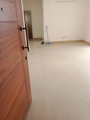 Room in 2 BHK Apartment at Alphacorp Gurgaon One 84, Sector 84 – for Rent