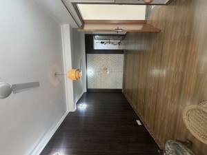 Room in 2 BHK Builder Floor at South City 1 – for Rent