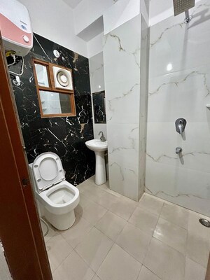 Bathroom in 2 BHK Builder Floor at Sector 15 – for Rent