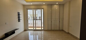 Room in 3 BHK Builder Floor at Mehrauli – for Sale