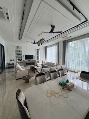 Team Area in 4 BHK Builder Floor at Satbari – for Sale