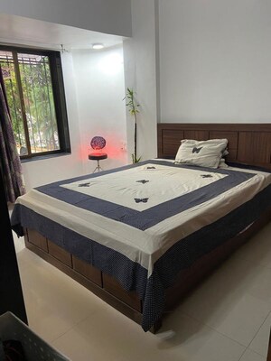 Bedroom in 3 BHK Apartment at Al Hira CHS, Andheri West – for Rent