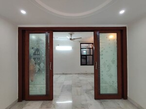Room in 4 BHK Builder Floor at Shanti Kunj – for Sale