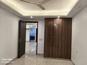 Building Lobby in 4 BHK Builder Floor at Shanti Kunj – for Sale