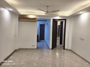 Room in 4 BHK Builder Floor at Shanti Kunj – for Sale