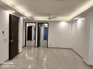 Room in 4 BHK Builder Floor at Shanti Kunj – for Sale