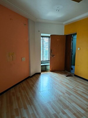 Room in 6+ BHK Villa at Nerul Sector 17 – for Sale
