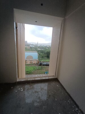 Room in 2 BHK Apartment at Shakti One Luxuria, Kopar Khairane – for Sale