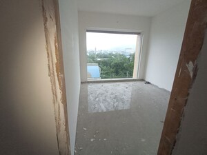 Room in 2 BHK Apartment at Shakti One Luxuria, Kopar Khairane – for Sale