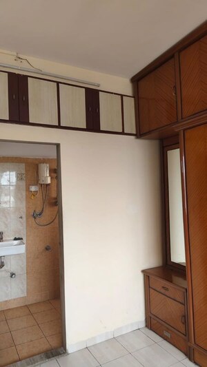 Room in 2 BHK Apartment at Mahavir Vaibhav, Kopar Khairane – for Rent