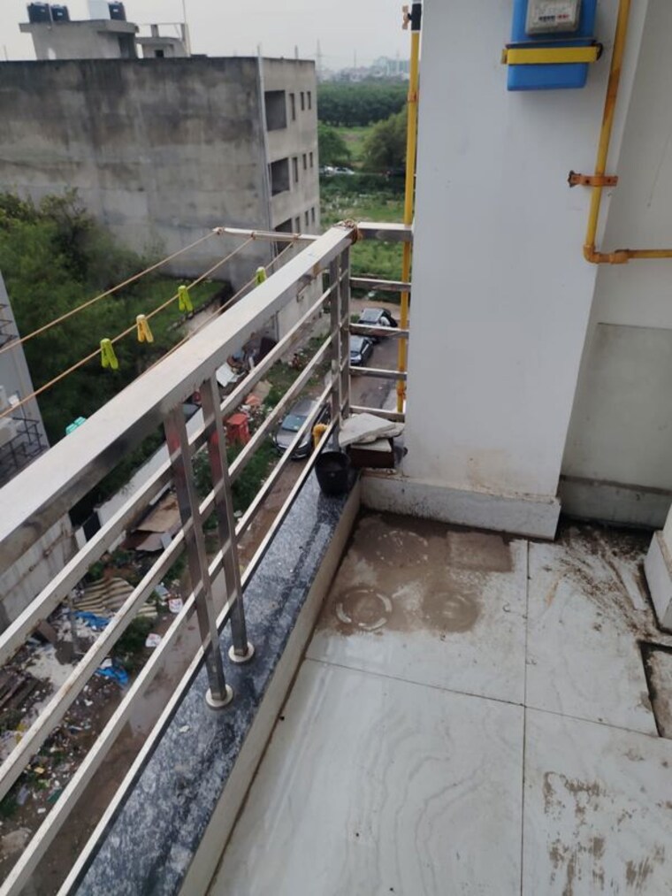 Balcony, sector 19 dwarka 2 Bedroom 700 Sq.Ft. Apartment In Sector 19 Dwarka Delhi 10579965
