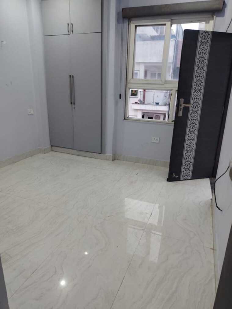 Room, sector 19 dwarka 2 Bedroom 700 Sq.Ft. Apartment In Sector 19 Dwarka Delhi 10579965