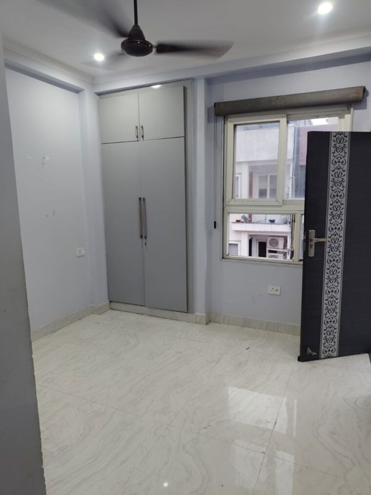 Room, sector 19 dwarka 2 Bedroom 700 Sq.Ft. Apartment In Sector 19 Dwarka Delhi 10579965