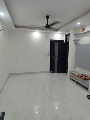 Room in 2 BHK Apartment at Sector 19 Dwarka – for Rent