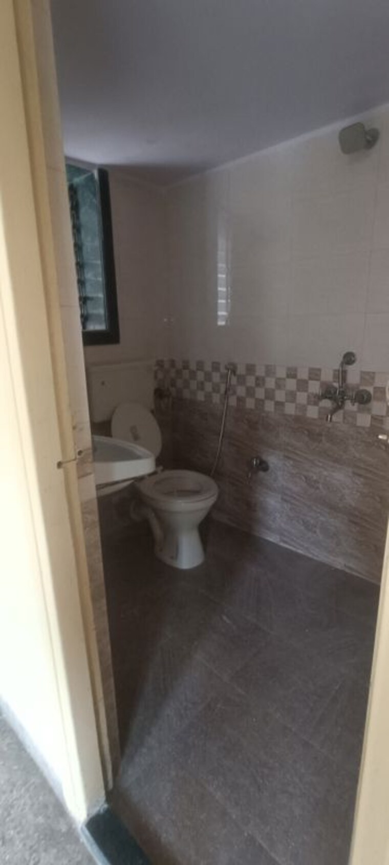Bathroom, kopar khairane sector 2 2 Bedroom 998 Sq.Ft. Apartment In Kopar Khairane Sector 2 Navi Mumbai 10535535