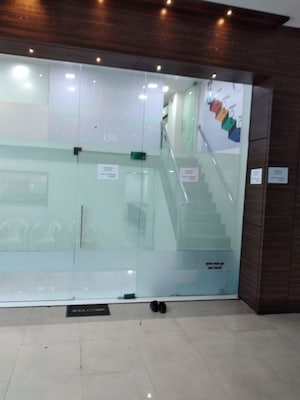 Furnished Amenities in  Office Space in IT/SEZ at Satra Plaza, Vashi Sector 19d – for Rent