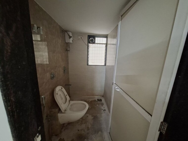 Bathroom, aaradhana-jai-matadee 2 Bedroom 650 Sq.Ft. Apartment In Bhaskar Colony Thane 10579978