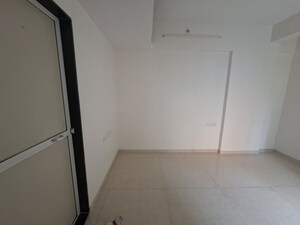 Room in 2 BHK Apartment at Aaradhana Jai Matadee, Bhaskar Colony – for Rent