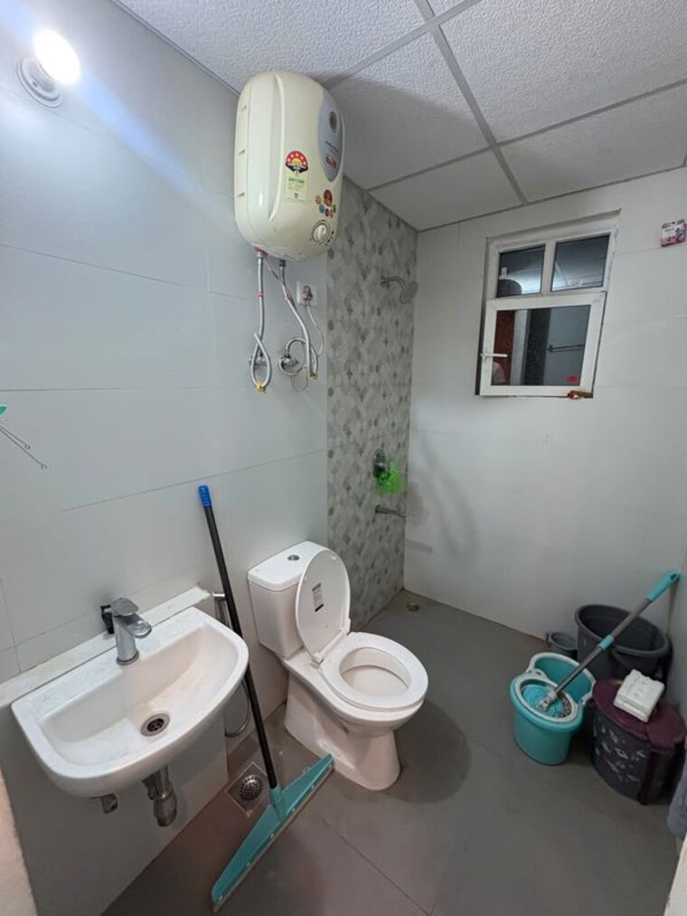 Bathroom, signature-global-city 3 Bedroom 1250 Sq.Ft. Apartment In Sector 37d Gurgaon 10579976