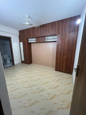 3 BHK Apartment For Rent in Imperia Elvedor, Sector 37c