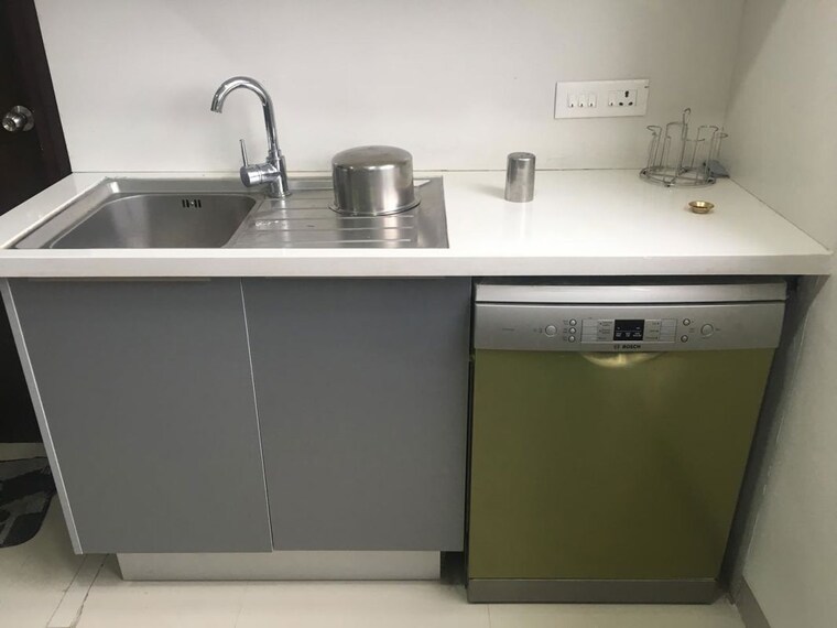 Kitchen, lodha-bellezza-sky-villas 3 Bedroom 3600 Sq.Ft. Apartment In Kukatpally Hyderabad 10579996