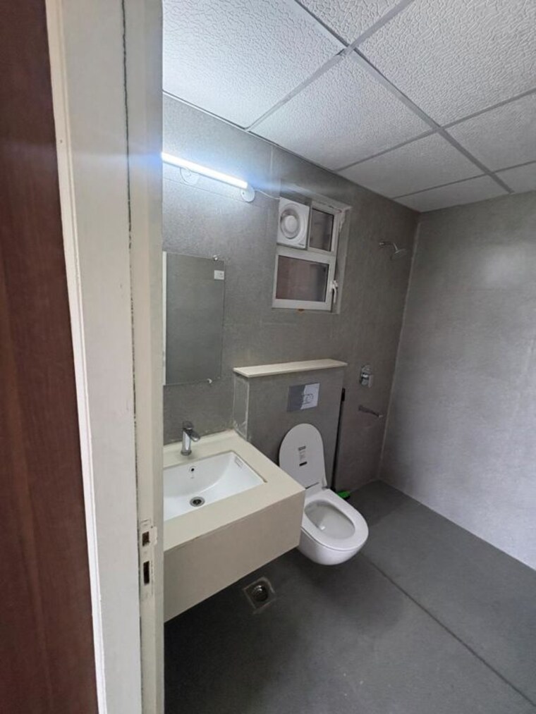 Bathroom, signature-global-city 3 Bedroom 1250 Sq.Ft. Apartment In Sector 37d Gurgaon 10580004