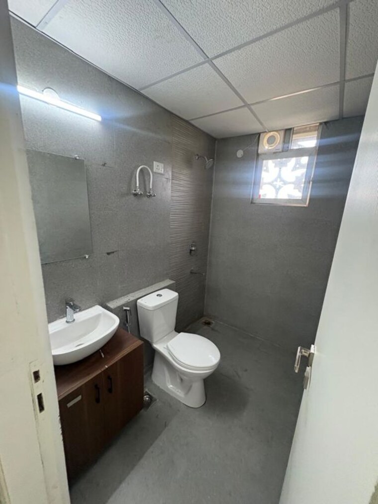 Bathroom, signature-global-city 3 Bedroom 1250 Sq.Ft. Apartment In Sector 37d Gurgaon 10580004