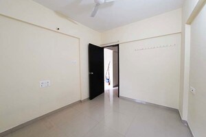 Room in 1 BHK Apartment at Sai Park, Loni Kalbhor – for Sale