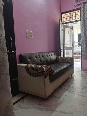 Living Room in 1 RK Builder Floor at Aashiyana Homes, Gaur City 1 – for Rent