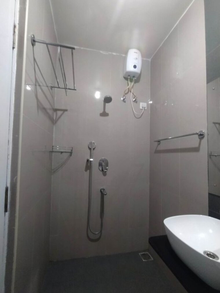 Bathroom, individual-house 2 Bedroom 1000 Sq.Ft. Apartment In Arekere Bangalore 10580094