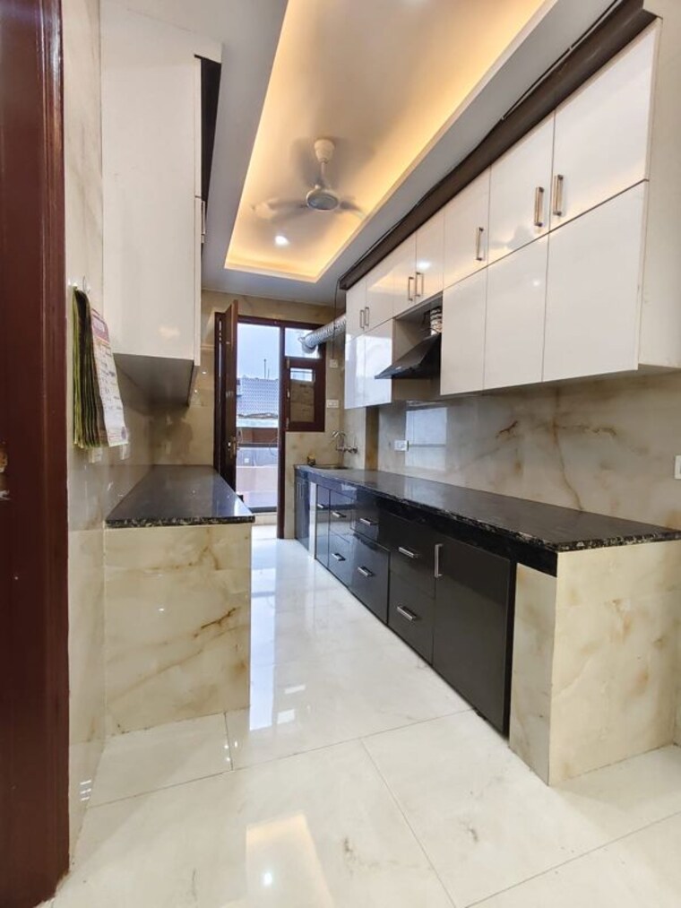 Kitchen, patel nagar 2 Bedroom 1200 Sq.Ft. Builder Floor In Patel Nagar Gurgaon 10580096