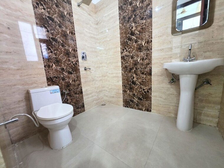 Bathroom, dhakoli 3 Bedroom 1450 Sq.Ft. Apartment In Dhakoli Zirakpur 10580110