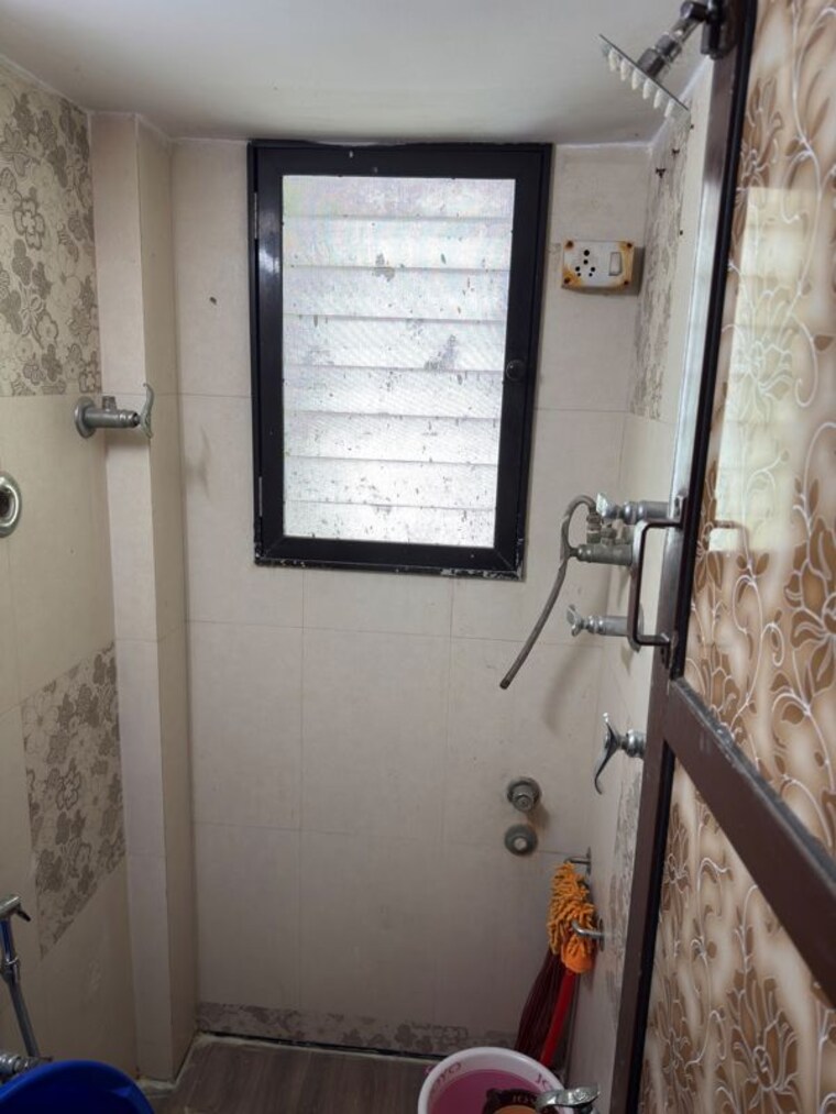 Balcony, lata-annexe-chs 1 Bedroom 410 Sq.Ft. Apartment In Borivali East Mumbai 10580127